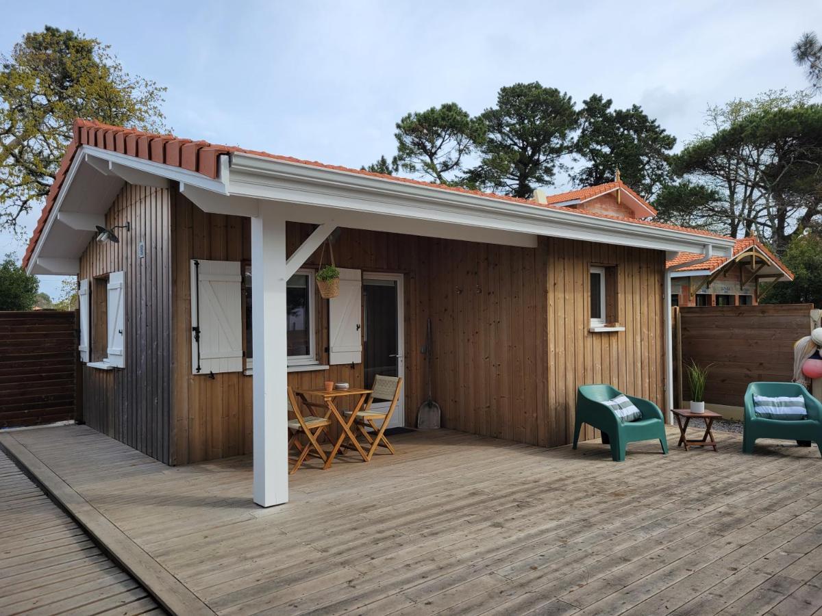 La Cabane De L'Estran Au Bord De Mer Lanton Exterior photo