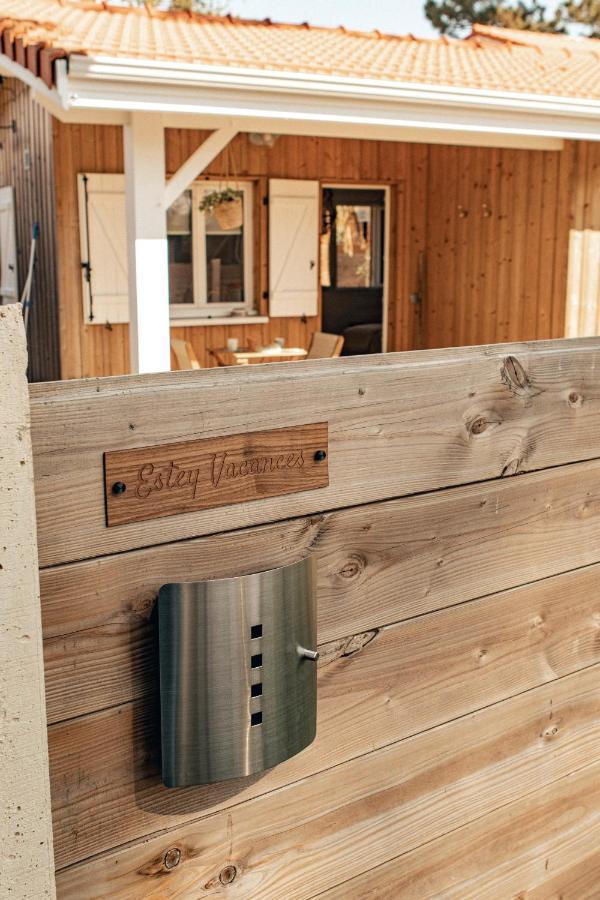 La Cabane De L'Estran Au Bord De Mer Lanton Exterior photo